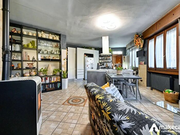 Casa trilocale in vendita in Via De Gasperi, Sordio