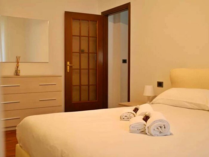 Appartamento bilocale in affitto in Via Giulio e Corrado Venini, Rovereto, Milano