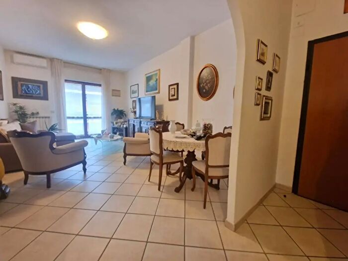 Appartamento quadrilocale in vendita in Carrara