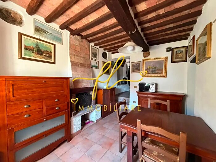 Casa quadrilocale in vendita in Rosignano Marittimo