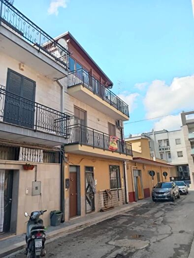 Casa quadrilocale in vendita in Indirizzo Via Costituzione, Acquaviva Delle Fonti