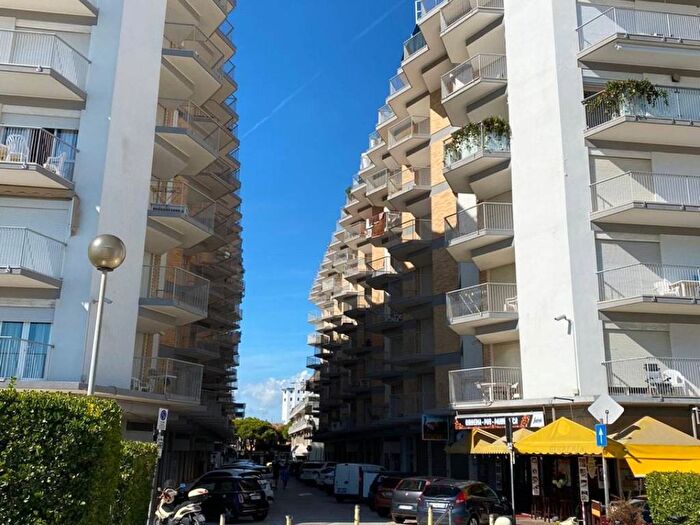 Casa quadrilocale in affitto in Largo Tempini, Lido Centro Ovest, Jesolo