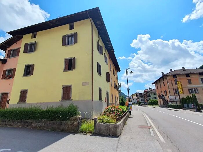 Casa con 5 locali in vendita in Via Noal, Sella Giudicarie