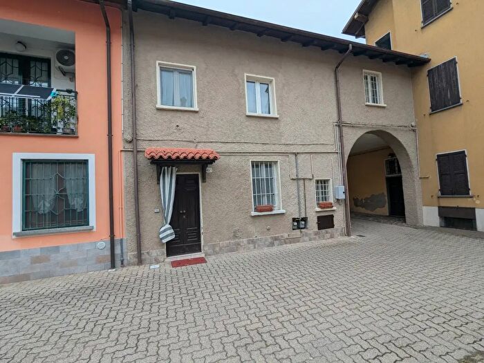 Appartamento monolocale in affitto in Stradella