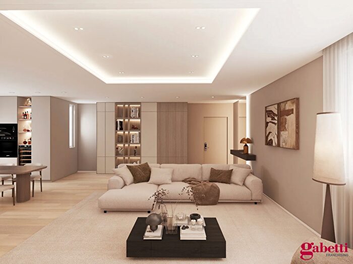 Appartamento quadrilocale in vendita in Via Santa Maria a Cubito, Qualiano