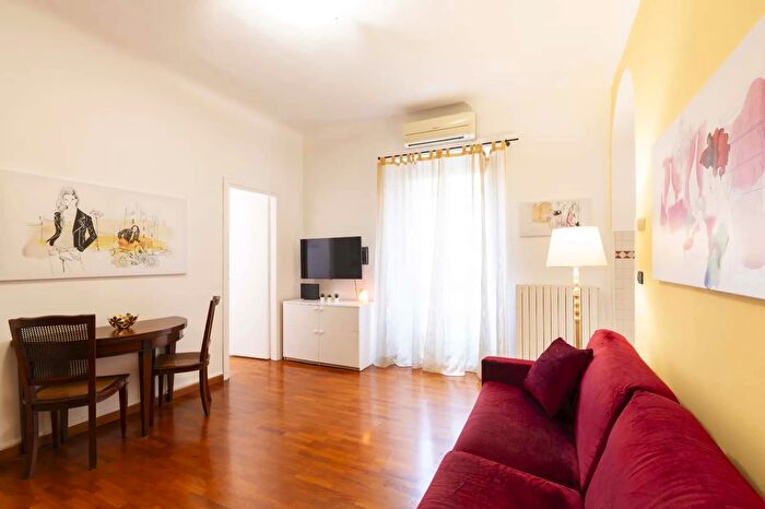 Appartamento monolocale in affitto in Via Orti, Milano