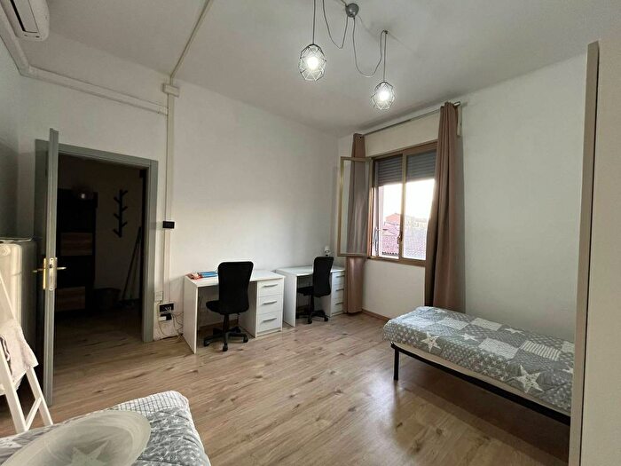 Appartamento trilocale in affitto in VIA CALVART, Bolognina, Bologna