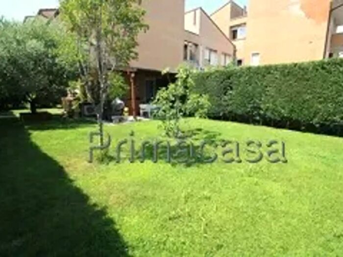 Casa quadrilocale in vendita in Via Don Calabria, Pescantina