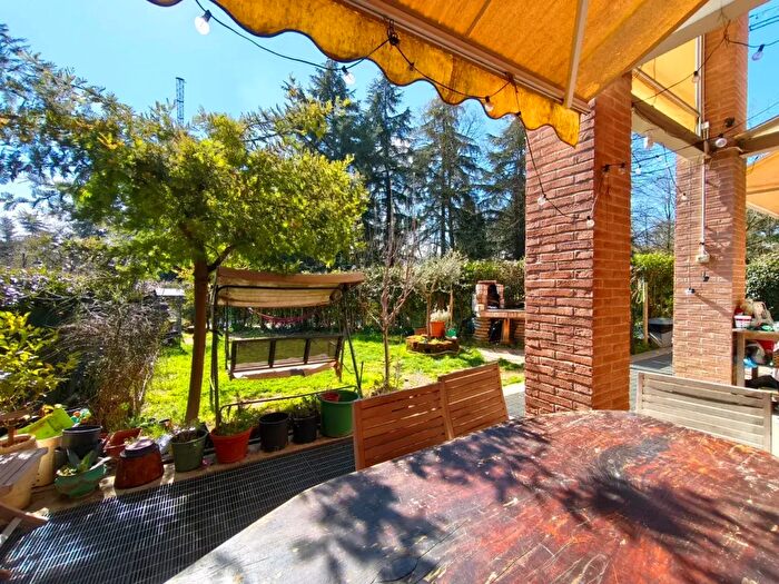 Casa con 6 locali in vendita in Via Carlo Jussi, San Lazzaro Di Savena