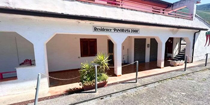 Appartamento trilocale in vendita in Contrada Ariesta, Maiera