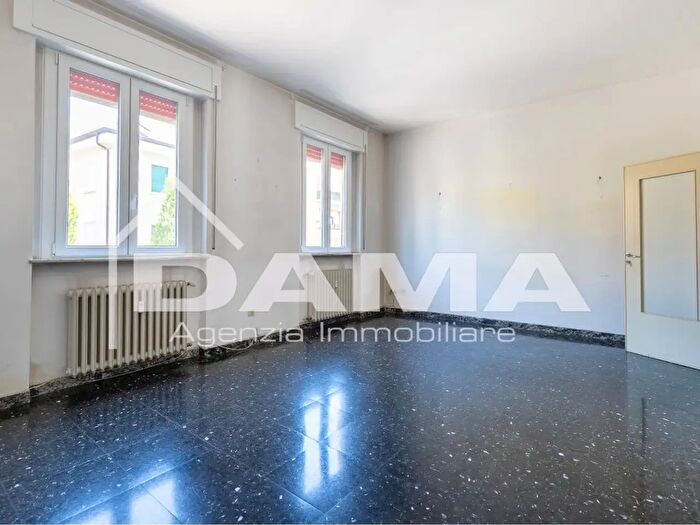 Appartamento con 5 locali in vendita in Via Francesco Rossi, Forli'