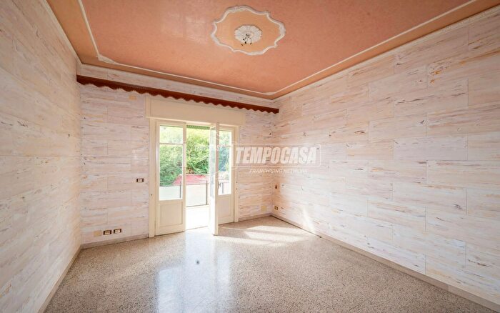 Appartamento quadrilocale in vendita in Via Giovanni di Giovanni, Messina