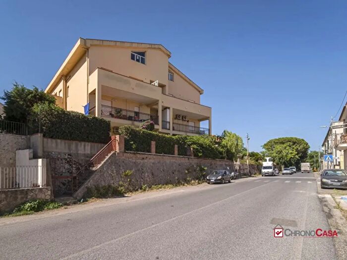 Appartamento con 5 locali in vendita in Spartà, Messina