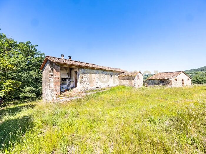Casa in vendita in Via Tiberina, Narni