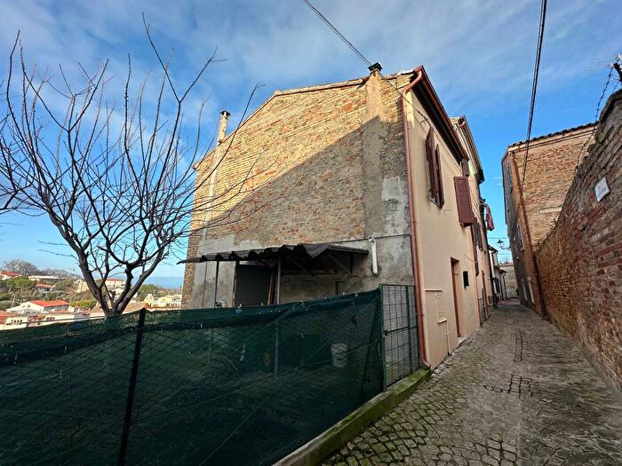 Appartamento trilocale in affitto in Civitanova Alta, Civitanova Marche