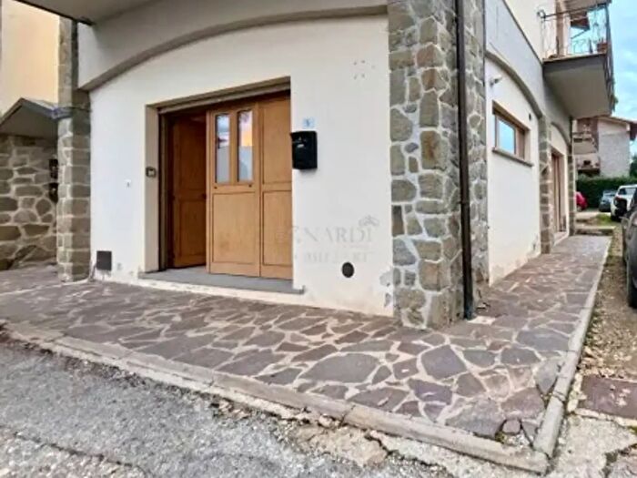 Appartamento trilocale in vendita in Via Angiolo Mazzi, Anghiari
