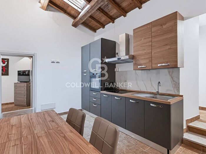 Appartamento trilocale in vendita in Via Giordano Bruno, Centro Storico, Tarquinia