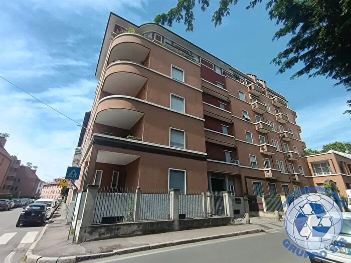Appartamento trilocale in vendita in Via Monti E Tognetti, Monza