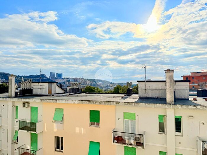 Appartamento bilocale in vendita in Via Santa Maria della Costa, Genova