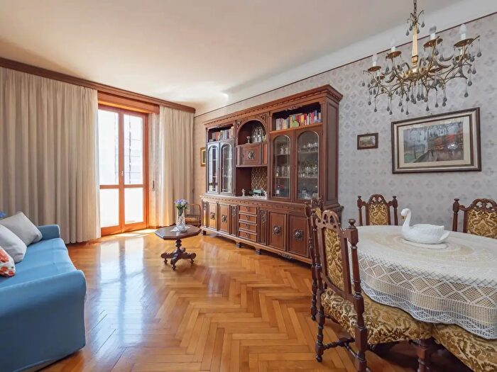 Appartamento trilocale in vendita in Via Giovanni Antonio Amadeo, Milano