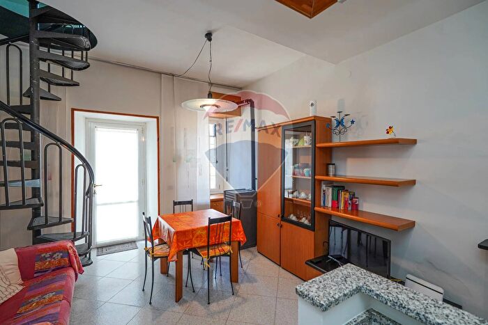 Casa trilocale in vendita in Via Marconi, Canonica DAdda