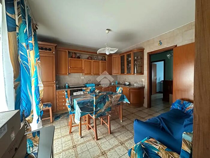 Appartamento quadrilocale in vendita in Viale dei Fiori, Porto Empedocle