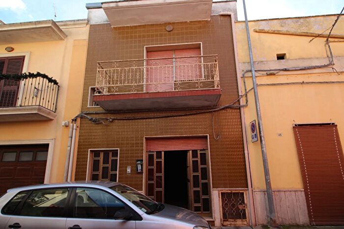 Casa con 5 locali in vendita in Via Lamarmora, Manduria
