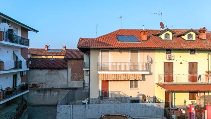 Casa quadrilocale in vendita in Via Beato Bartolomeo, Cervere