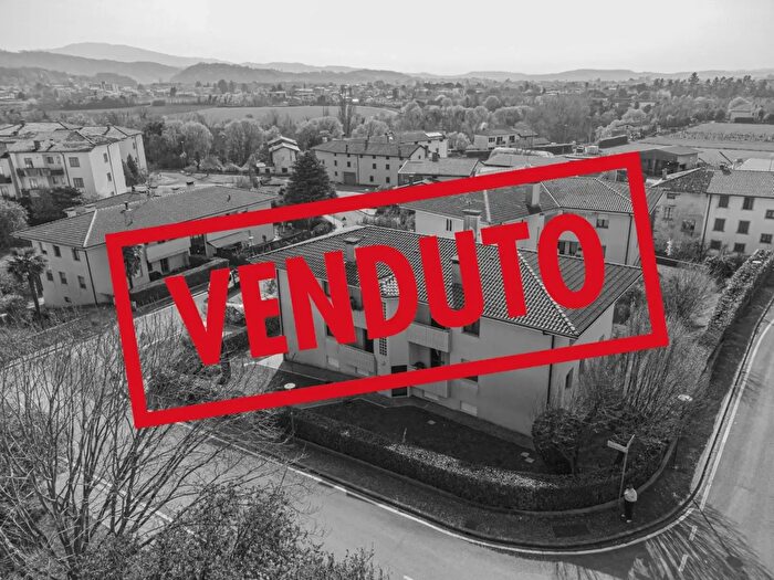 Appartamento con 6 locali in vendita in Via Jacopo Pirona, Cividale Del Friuli