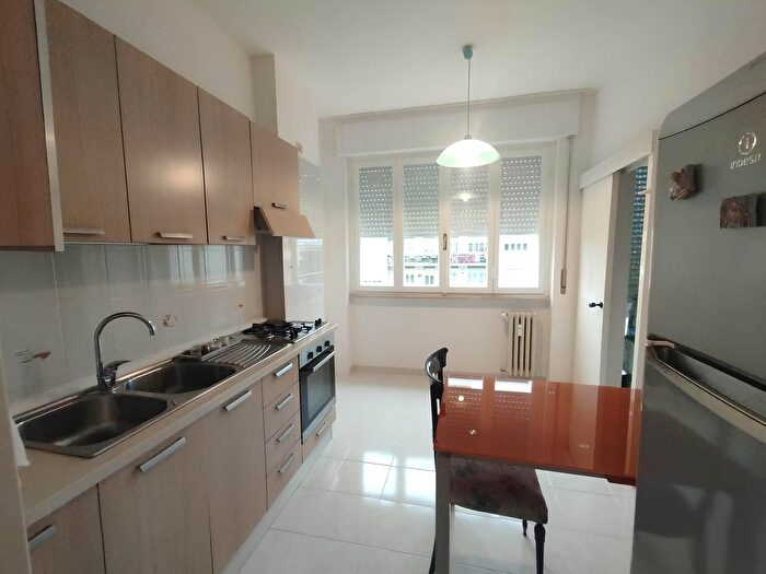 Appartamento trilocale in vendita in Livorno