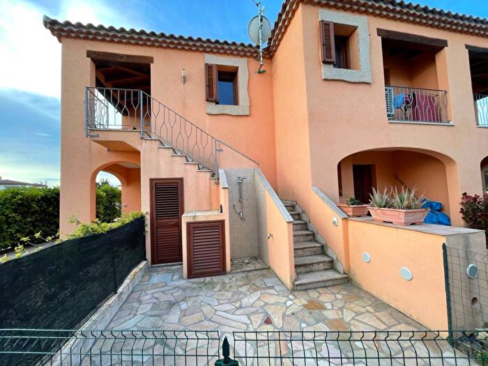 Appartamento trilocale in affitto in Via Sardegna, Suaredda Traversa, San Teodoro