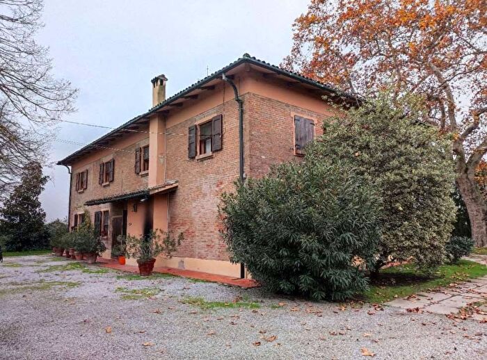 Casa con 6 locali in vendita in Via Poggiorenatico, San Giorgio di Piano