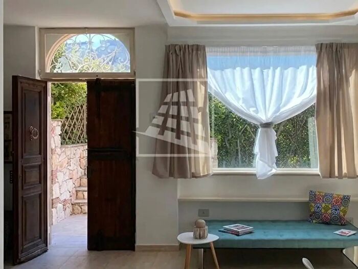 Casa quadrilocale in vendita in Via dell'Acqua, Forte Dei Marmi