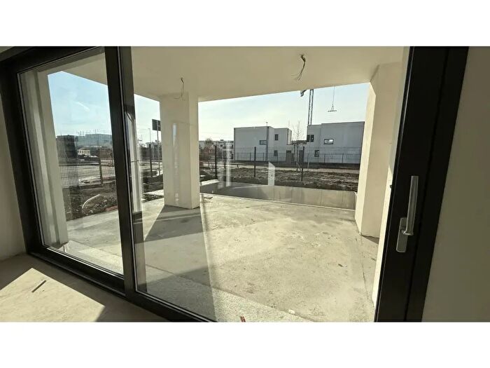 Casa quadrilocale in vendita in Via Ximenes, Parma