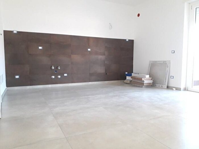 Appartamento trilocale in affitto in Centro, Aprilia