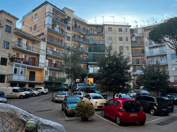 Appartamento bilocale in affitto in Via Macedonia, San Carlo All'Arena, Napoli