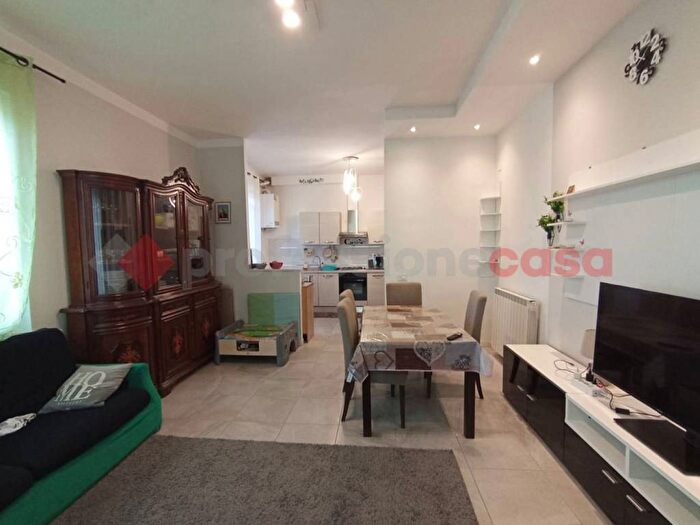 Appartamento quadrilocale in affitto in Via Marconi San Nicolò, Spoleto