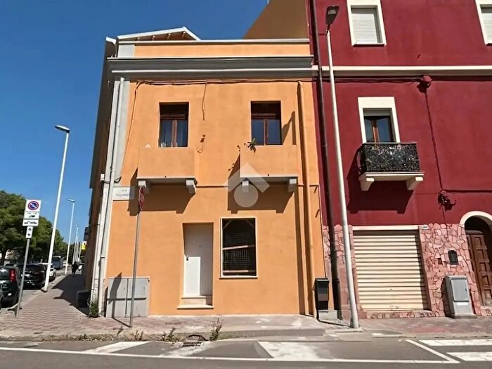 Appartamento bilocale in vendita in Via Santa Gilla, Cagliari