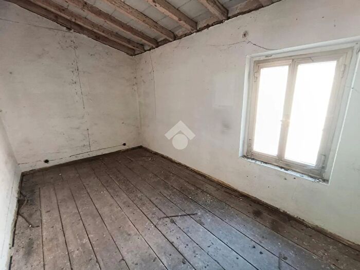 Casa trilocale in vendita in Via Ferdinando Negri, Mantova