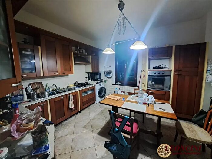 Casa con 5 locali in vendita in Via Talavorno, Mulazzo