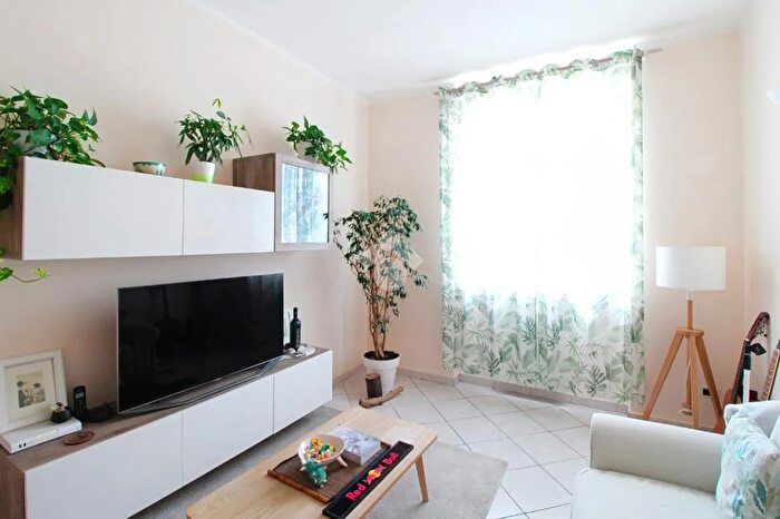 Appartamento quadrilocale in vendita in Piazza Ognissanti Pamela, Livorno