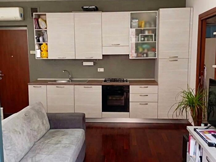 Appartamento bilocale in affitto in Via Giuseppe Mazzini, Centro, Gallarate