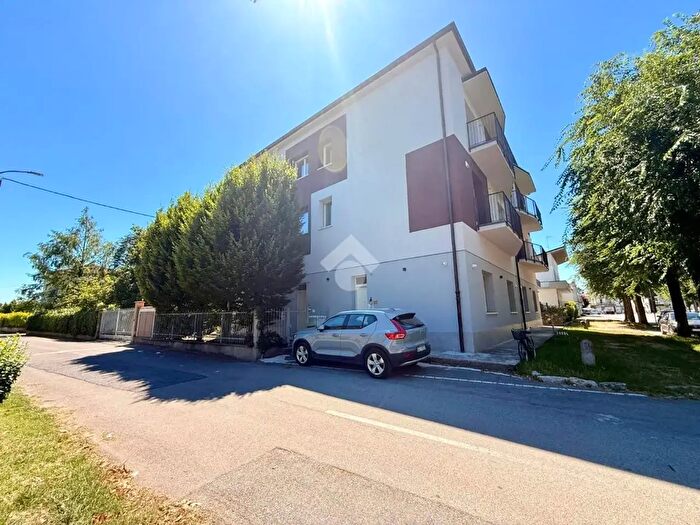 Casa quadrilocale in vendita in Via Monsignor Fazzi, San Giovanni In Croce