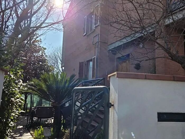 Casa con 10 locali in vendita in Via Boiardo, Civitanova Marche
