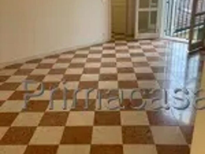 Appartamento trilocale in affitto in Via Matteotti, Novi Di Modena