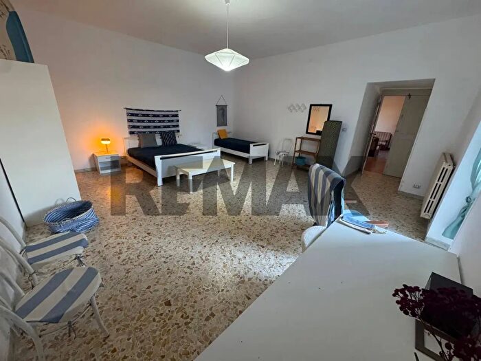 Appartamento quadrilocale in affitto in Via Faustina, Gaeta