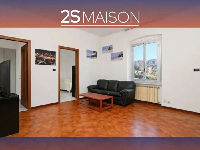 Appartamento quadrilocale in vendita in Via San Donà di Piave, Genova