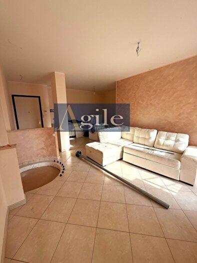 Appartamento con 6 locali in vendita in Via dei Gelsi, Colonnella