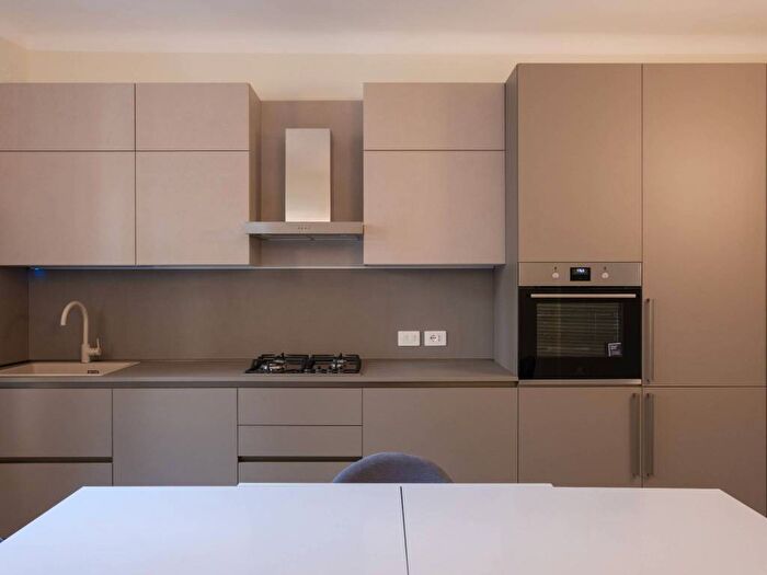 Appartamento trilocale in affitto in Corso Concordia, Piave Tricolore, Milano