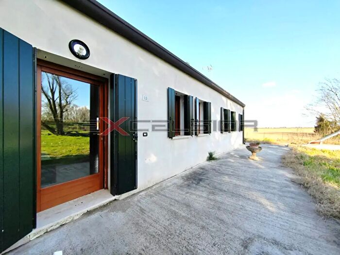 Casa trilocale in vendita in Via G Matteotti N Bis Cavarzere Ve, Cavarzere